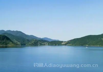 白龙湖钓鱼：口碑与收费全解析