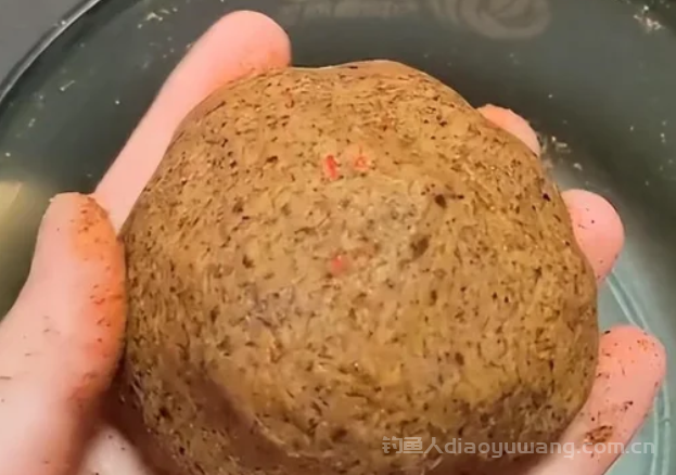 网上100种饵料配方，真不如亲眼见大爷钓一次鱼 