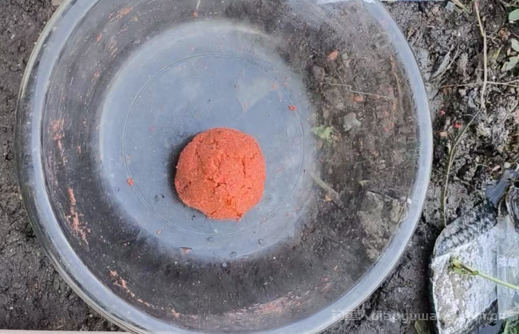 冬季钓鱼的几款辅助小料    n